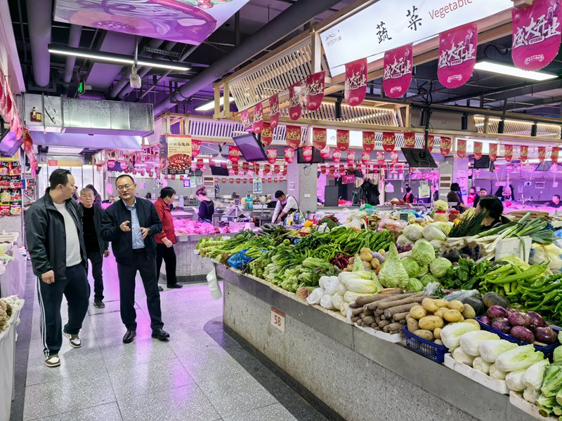 浙農(nóng)實(shí)業(yè)錢塘市集開展市場慰問與安全檢查